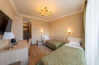 Гостиница Санаторий им. А. М. Горького Кисловодск 1 категория СТАНДАРТ двухместный корпус №2-2