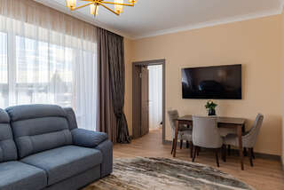 Гостиница Санаторий им. А. М. Горького Кисловодск ЛЮКС двухкомнатный корпус №2-2