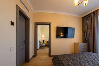 Гостиница Санаторий им. А. М. Горького Кисловодск АПАРТАМЕНТ двухкомнатный корпус №2-5